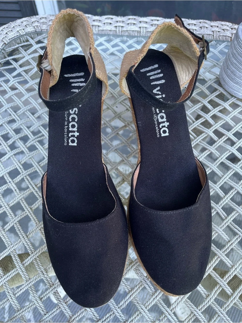 Viscata Barcelona Woman’s Black Canvas And Jute Espadrille Wedge Heels Sz 39